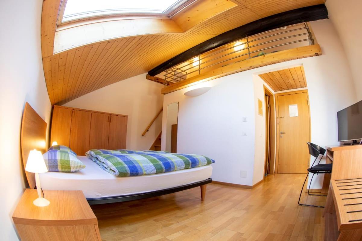 Bb Garni Motta Hotel Airolo Exterior photo